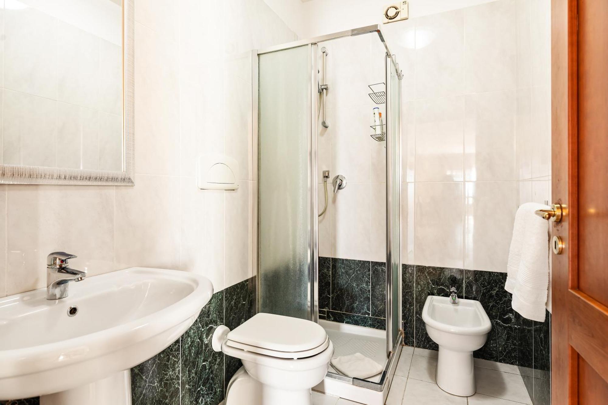 Giramondo Guest House فيوميتشينو المظهر الخارجي الصورة