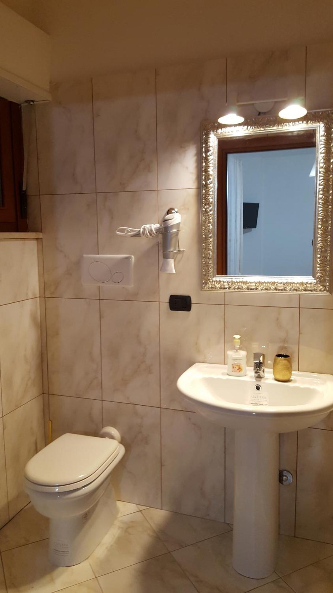Giramondo Guest House فيوميتشينو المظهر الخارجي الصورة