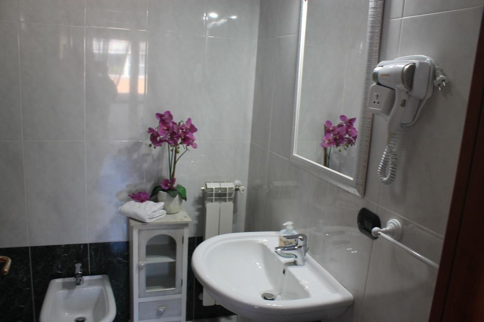 Giramondo Guest House فيوميتشينو المظهر الخارجي الصورة